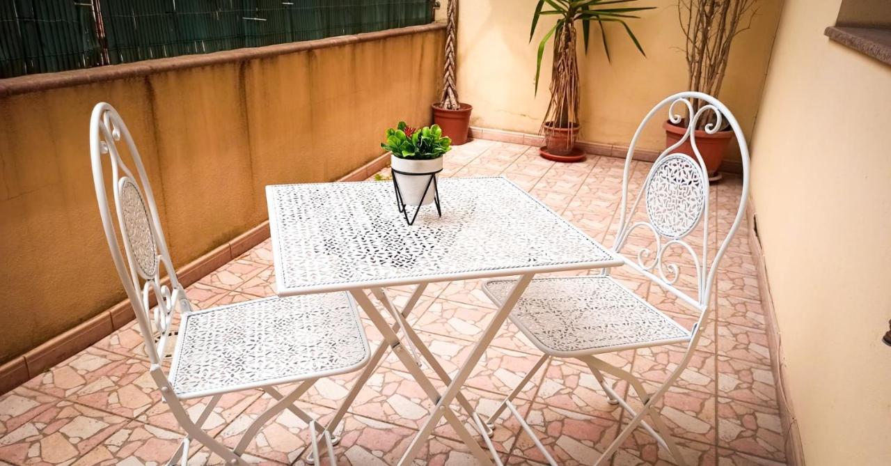 Domumontegrappa - Appartamento Indipendente Con Giardino - Sestu Kültér fotó